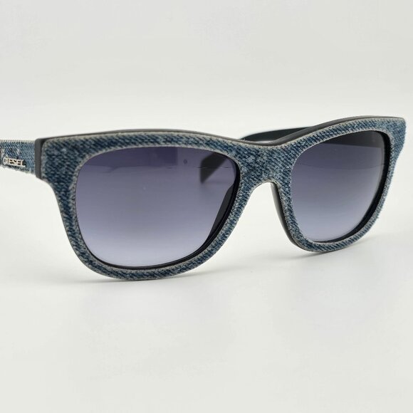 Diesel DL0111 05W #DENIMEYE Black Frame Blue Gradient Lens Sunglasses w/ Case main image 11